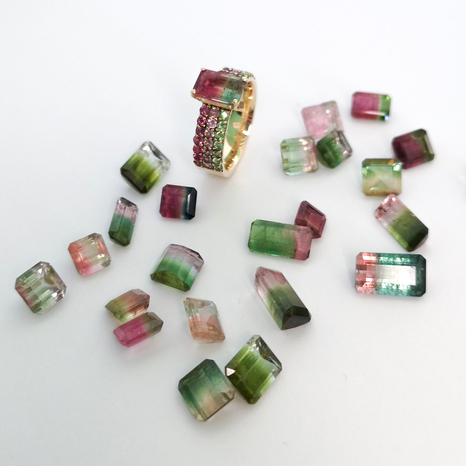 wateremelon_sugar_ring_surrounded_by_watermelon_tourmaline_stones