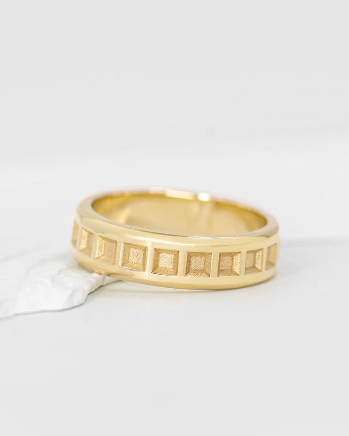 Hollowed Squares Ring