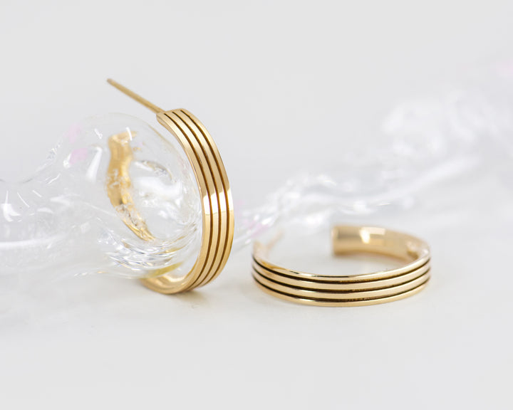 Tri-Grooved Medium Hoops