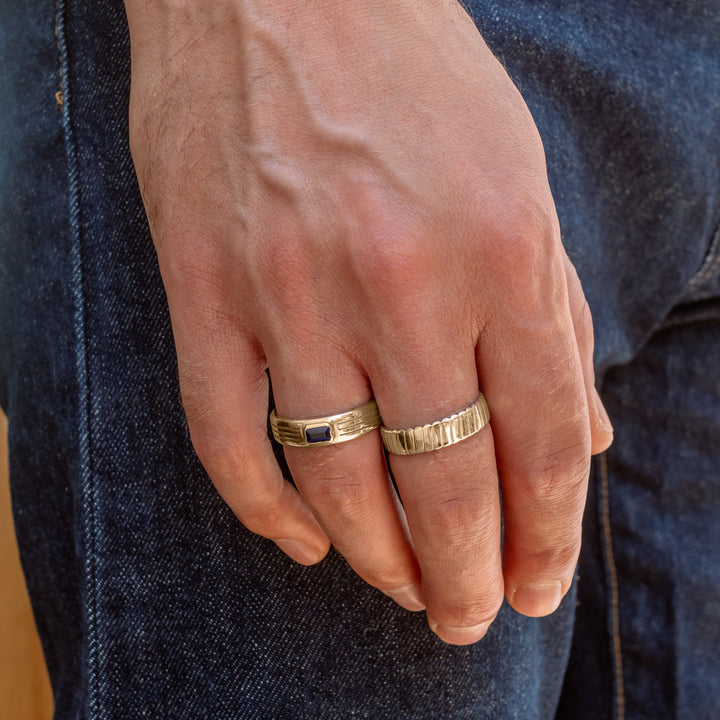 Diagonal Groove Ring with Set Stone