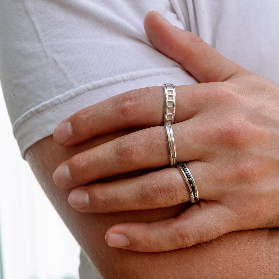 Slim Single Groove Ring
