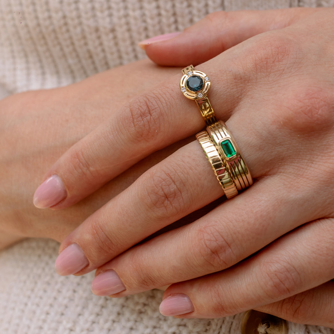 Slim Diagonal Groove Ring