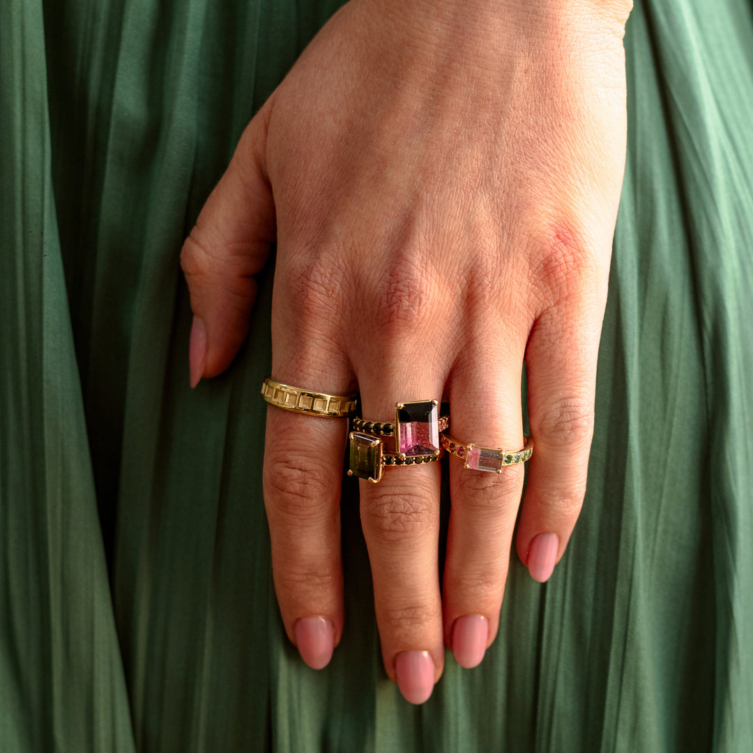 Watermelon Sugar Ring - Medium, Single Row Style