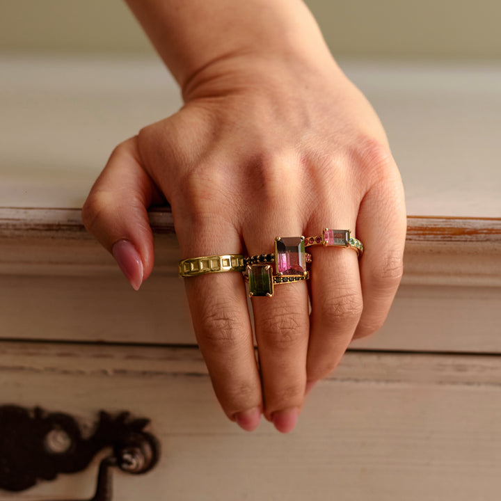 Watermelon Sugar Ring - Medium, Single Row Style
